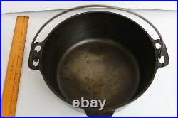 1920 GRISWOLD Cast Iron #8 Large Logo Tite Top Dutch Oven 833 D Erie Pa NICE