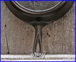 Antique GRISWOLD #9 Large Block Slant LOGO 710X1 Heat Ring Cast Iron SKILLET 2-2