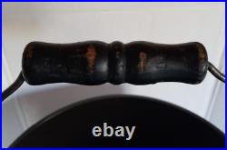 Antique GRISWOLD Eccentric Kettle Cast Iron, #8 Large Pot, ERIE #817, Scarce
