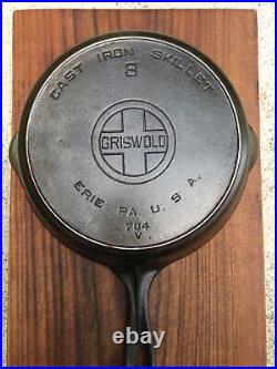 Antique Griswold #8 Cast Iron Skillet Large Block Logo 10 1/2 Frying Pan 704V