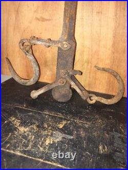 Antique Old Large Cast Iron Metal Merchants Hanging Scale Arm Balance Part