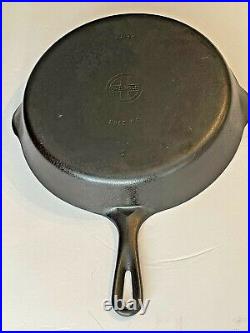 Antique-Vtg Large Griswold Cast Iron Frying Pan-Double Spout Skillet#10716 H
