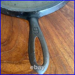 GRISWOLD Cast Iron 9 Large Slant Logo Round Griddle 739 X Bar Heat Ring Tortilla