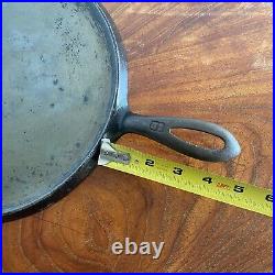 GRISWOLD Cast Iron 9 Large Slant Logo Round Griddle 739 X Bar Heat Ring Tortilla