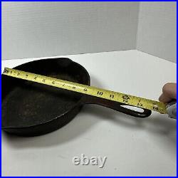 GRISWOLD Cast Iron SKILLET Frying Pan #6 LARGE BLOCK LOGO 699D Sits Flat Vintage