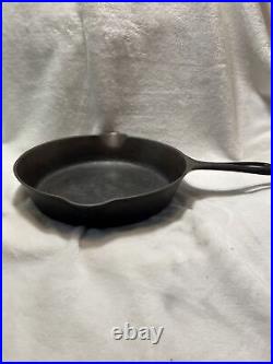 GRISWOLD Large Logo Scant No. 6 P/N 699E Cast Iron Skillet with smoke ring