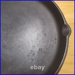 Griswold 108 201 Cast Iron Shallow Pan Large Block Logo Made in USA Circa 1930s