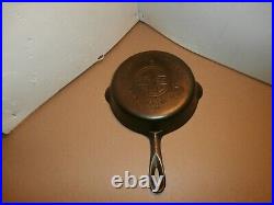 Griswold #5 cast iron skillet, large block logo smooth bottom double pour 724
