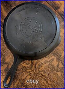 Griswold #7 Large Block Logo Cast Iron Skillet 701 with Heat Ring Clean & Flat