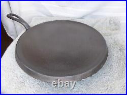 Griswold #9 609 a Griddle with Large Logo CLEANED SEASONED. READ DIS