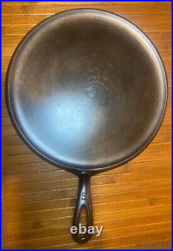 Griswold #9 cast iron round griddle 609 Large block Vintage rare condition