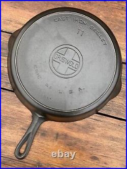 Griswold Cast Iron #11 Large Block Logo Skillet with Heat Ring
