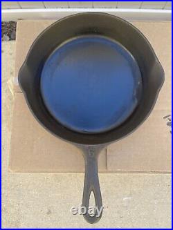 Griswold Cast Iron #6 Large Logo Heat Ring Skillet SITS FLAT