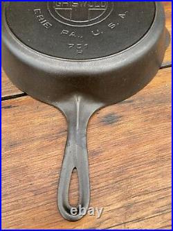 Griswold Cast Iron #7 Large Block Logo Skillet with Heat Ring