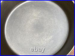 Griswold Cast Iron #7 Large Block Logo Skillet with Heat Ring