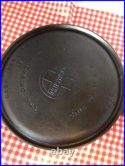 Griswold Cast Iron #9Griddle Large Logo