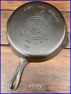 Griswold Cast Iron Matching Large Logo Skillet Set 3-9