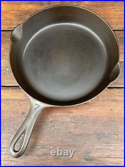 Griswold Cast Iron Matching Large Logo Skillet Set 3-9