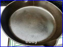 Griswold Cast Iron Skillet No 9 large block heat ring 710 H Erie PA