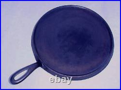 Griswold Large Logo #9, 10-1/4 Cast Iron Griddle #609 B Very Nice Clean Griddle