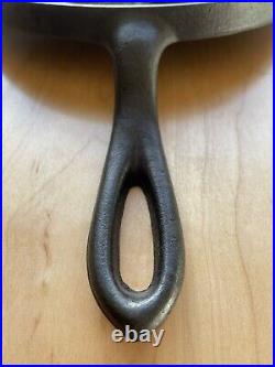 Griswold No. 34 Cast Iron Plett Pan with Large Logo