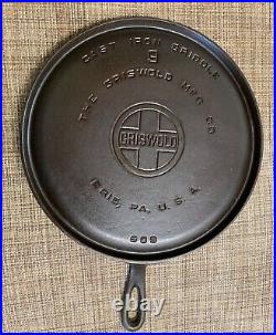 Griswold. No. 9 Cast Iron Round Griddle Large Logo