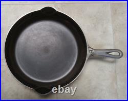 Griswold No. 9 Cast Iron Skillet Large Block Logo, 710 AX