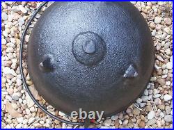I-168-Cast Iron Bowl Pan with Large Sprue Mark