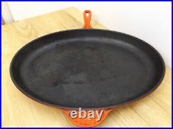 Le Creuset Pan #40 Flame Red Enamel Cast Iron Oval 15.75 Inch Large Skillet