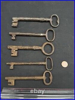 Lot of 5 Large Antique Cast Iron Skeleton Keys