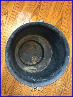 Rare Large 10.75T Cast Iron Cauldron Kettle Pot With Stove Insert & Gate Mark