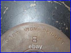 Vintage GRISWOLD #8 Large Block Logo Cast Iron Skillet 704