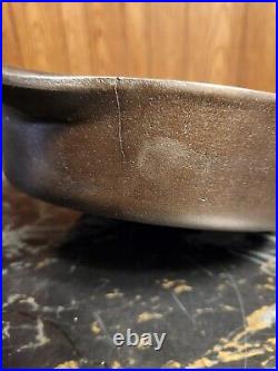 Vintage GRISWOLD Cast Iron SKILLET Frying Pan # 7 LARGE BLOCK LOGO Small Crack