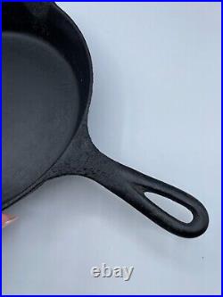 Vintage GRISWOLD Cast Iron SKILLET Frying Pan # 8 LARGE BLOCK LOGO 704Z