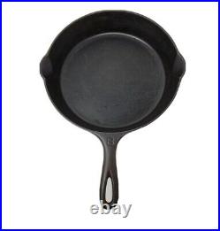 Vintage GRISWOLD Cast Iron SKILLET Frying Pan # 8 LARGE BLOCK LOGO 704 1930-1939