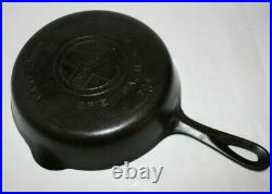 Vintage Griswold #5 724 C 8 Cast Iron Skillet Erie Pa USA large logo