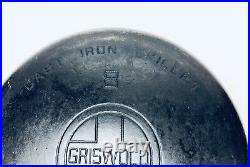 Vintage Griswold #8 Cast Iron Skillet With Large Block Logo Model 704 V