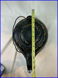 Vintage LARGE Cast Iron Tea Pot Kettle Swivel Lid 4 qt #8 805
