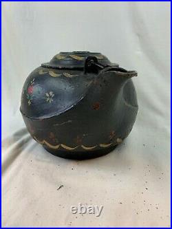 Vintage LARGE Cast Iron Tea Pot Kettle Swivel Lid 4 qt #8 805