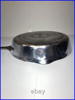 Vintage No. 8 GRISWOLD Cast Iron SKILLET Frying Pan LARGE BLOCK LOGO 704 H